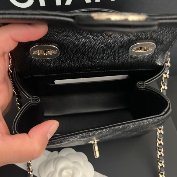 ❌sold❌Chanel 25S mini caviar top handle - Picture 5 of 6